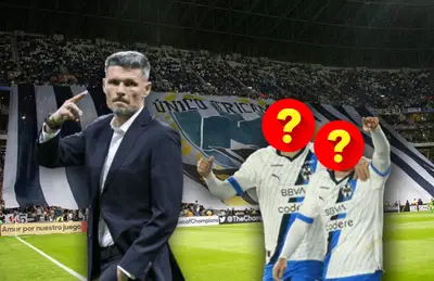 Fernando Ortiz saludando y jugadores con el rostro tapado/ Foto Rayados.