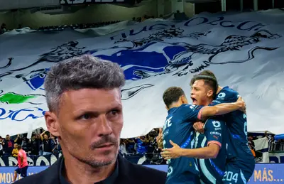 Fernando Ortiz y jugadores de Monterrey celebrando/Foto Rayados.