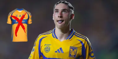 Flores en partido con Tigres. Foto: Fútbol Total