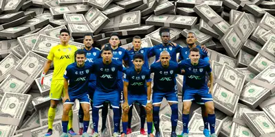 Fondo de dólares tomado de Canva, con Pachuca al frente