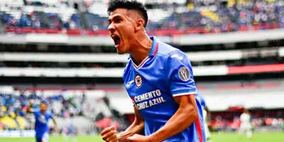 Fue un golazo de Uriel Antuna que le dio la vuelta al mundo y manda callar a todos.