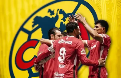 Futbolistas del Toluca celebrando y escudo del América/ Foto Club América.