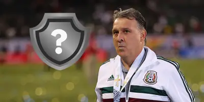 Gerardo Martino junto a club incógnito / FOTO SOPITAS