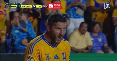 Gignac celebrando. Captura de Azteca Deportes