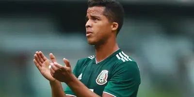 Gio dos Santos con la playera de la selección mexicana / Foto: Goal