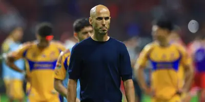 Guido Pizarro y sus jugadores tras perder ante Toluca / FOTO AS MÉXICO