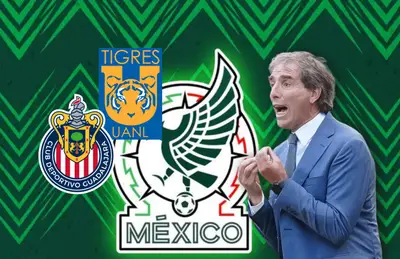 Guillermo Almada reclamando, escudos de Selección Mexicana, Tigres y Chivas/Foto Pinterest.
