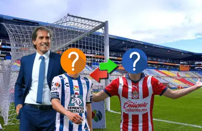 Guillermo Almada y dos jugadores ocultos/ Foto Fútbol Total.