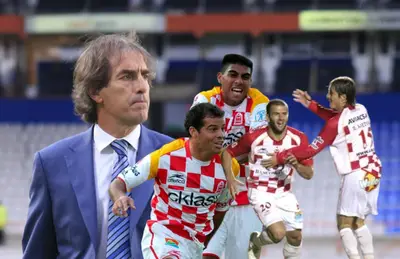 Guillermo Almada y exjugadores de Tecos/Foto El Siglo de Durango.