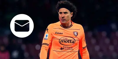 Guillermo Ochoa en partido con Salernitana. Foto: Salernitana