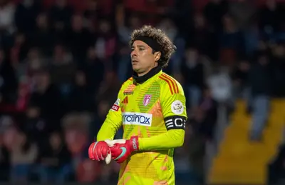 Guillermo Ochoa/Foto Julio Rodríguez.