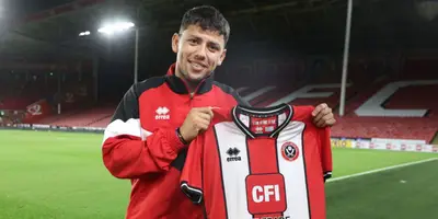 Hamer con jersey. Foto: Sheffield