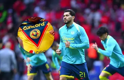 Henry Martín e imagen de ex jugador del América/Foto Goles y Cifras.