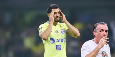 Henry Martín lamentándose en partido con América. Foto: Bolavip