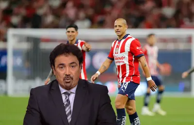 Hugo Sánchez y Javier Hernández/Foto López Dóriga Digital.