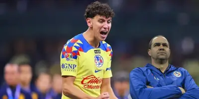 Igor Lichnovsky molesto en partido con América. Foto: 90min