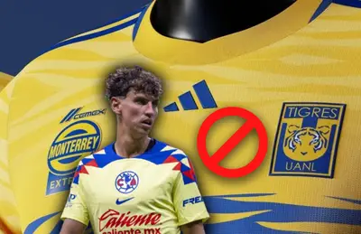 Igor Lichnovsky y camiseta de Tigres/Foto Fútbol Total.