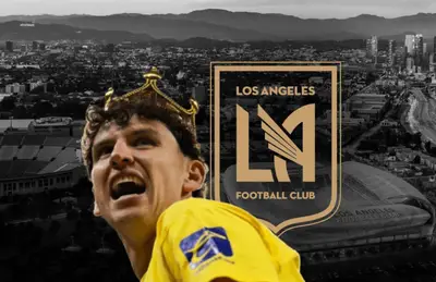 Igor Lichnovsky y escudo de Los Ángeles Football Club/Foto Wallpapers Abyss.