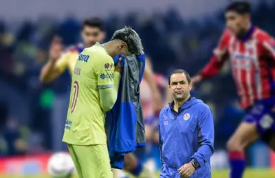 Illian rompió en llanto.