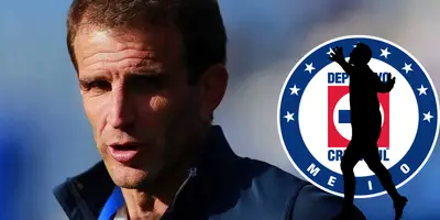 Iván Alonso en instalaciones de Cruz Azul. Foto: Marca