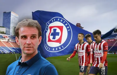 Iván Alonso y jugadores de Chivas/ Foto El Universal.