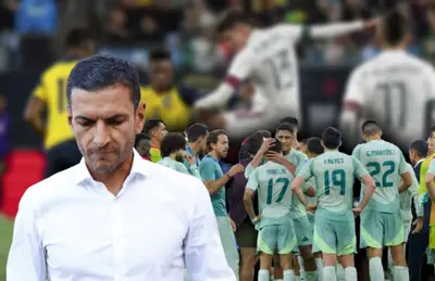 Jaime Lozano y jugadores de México/Foto Los Ángeles Times.