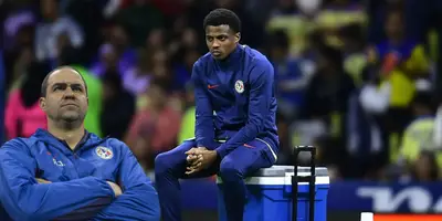 Javairo Dilrosun jugó, pero el problema que aún tiene con Jardine, América sufre