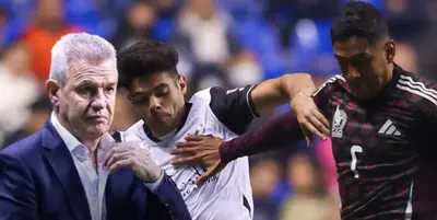 Javier Aguirre en el México vs Valencia / FOTO X
