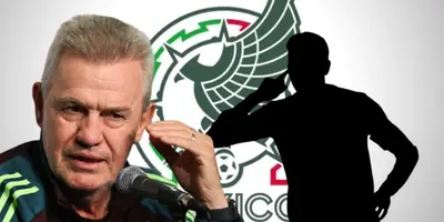 Javier Aguirre junto a futbolista incógnito / FOTO OVACIONES