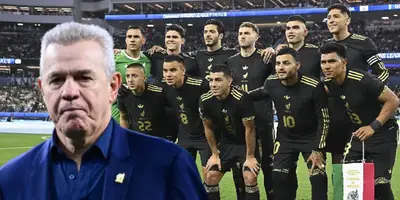 Javier Aguirre junto a futbolistas de la Selección Mexicana / FOTO RÉCORD