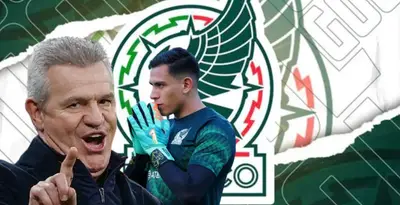 Javier Aguirre junto a Luis Ángel Malagón / FOTO X