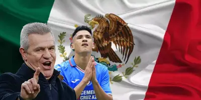 Javier Aguirre junto a Uriel Antuna / FOTO MARCA