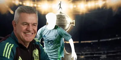 Javier Aguirre junto al futbolista incógnito del Tri / FOTO LOS ÁNGELES TIMES