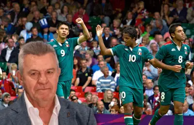Javier Aguirre llorando y jugadores de la Selección Mexicana/Foto Fútbol Total.