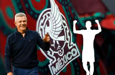 Javier Aguirre sonriendo y silueta de jugador/Foto PSN Noticias.