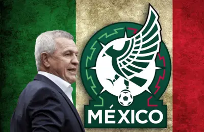 Javier Aguirre y bandera de México con aspecto sucio/Foto AP Noticias.