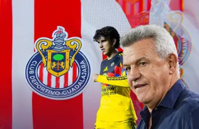 Javier Aguirre y Kevin Álvarez/ Foto Chivas.