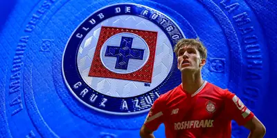 Jersey tomado de Cruz Azul, con Marcel al frente