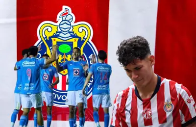 Jesús Chiquete Orozco y jugadores de Cruz Azul/Foto Chivas.