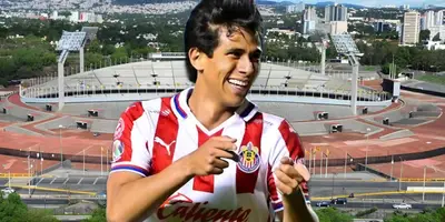 JJ Macías festejando un gol y al fondo CU / Foto Imago7