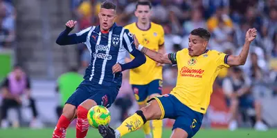 Jona y Deossa en partido. Foto: Mexport