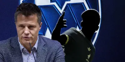 José Antonio Noriega junto a futbolista incógnito del Tri / FOTO ESTO