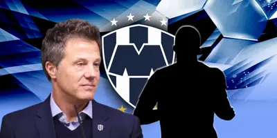 José Antonio Noriega junto a futbolista incógnito / FOTO RÉCORD