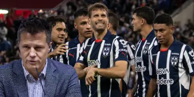 José Antonio Noriega junto a futbolistas de Rayados / FOTO ESTO