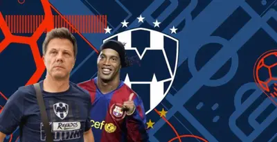 José Antonio Noriega junto a Ronaldinho / FOTO AS