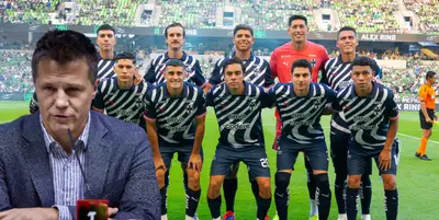 José Antonio Noriega y jugadores de Rayados / FOTO MEXSPORT
