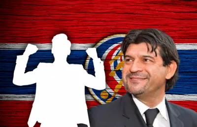 José Cardozo y silueta de entrenador/ Foto Alpha Coders.