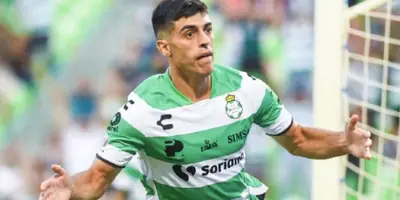 Juan Brunetta no perdonó y Santos pone contra las cuerdas al Guadalajara en la Fecha 6.