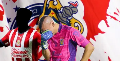 Jugador incógnito de Chivas junto a Nahuel Guzmán / FOTO FACEBOOK