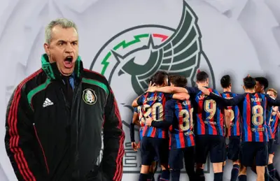 Jugadores de Barcelona y Javier Aguirre/Foto Cadena Noticias.